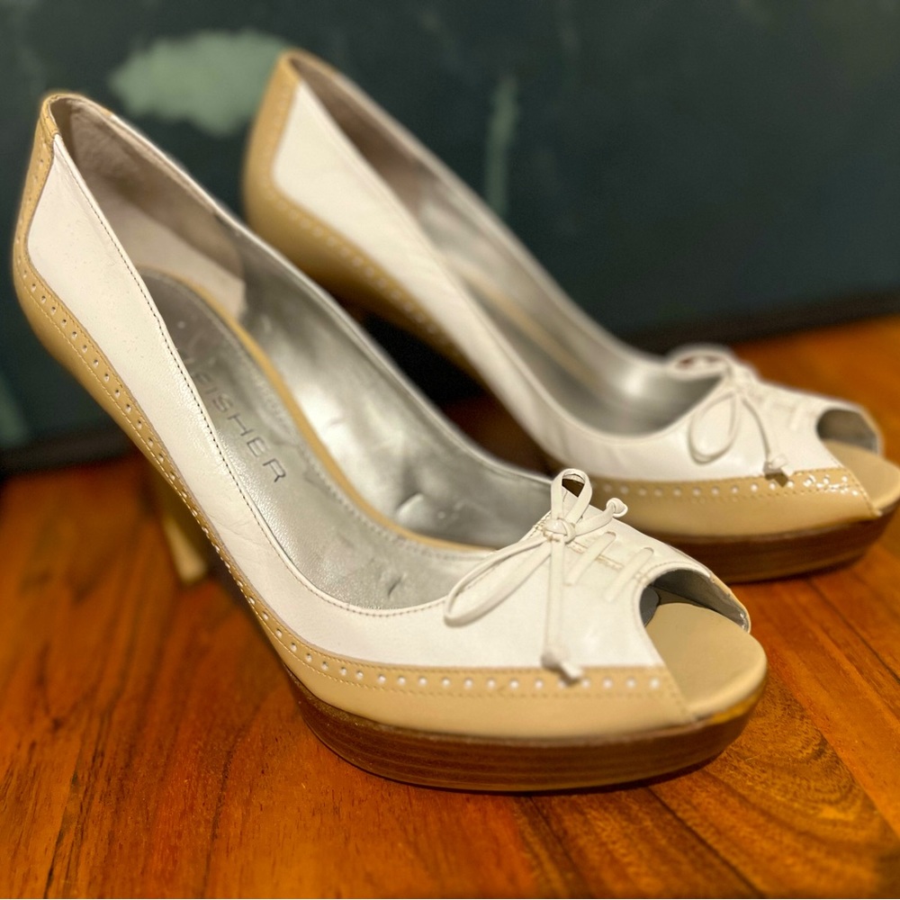 Marc Fisher Peep Toe Oxford Pump in Tan and White